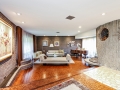 Call Lou Zucaro at 312.907.4085 to arrange a private showing