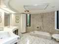 Call Lou Zucaro at 312.907.4085 to arrange a private showing