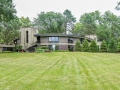 Call Lou Zucaro at 312.907.4085 to arrange a private showing