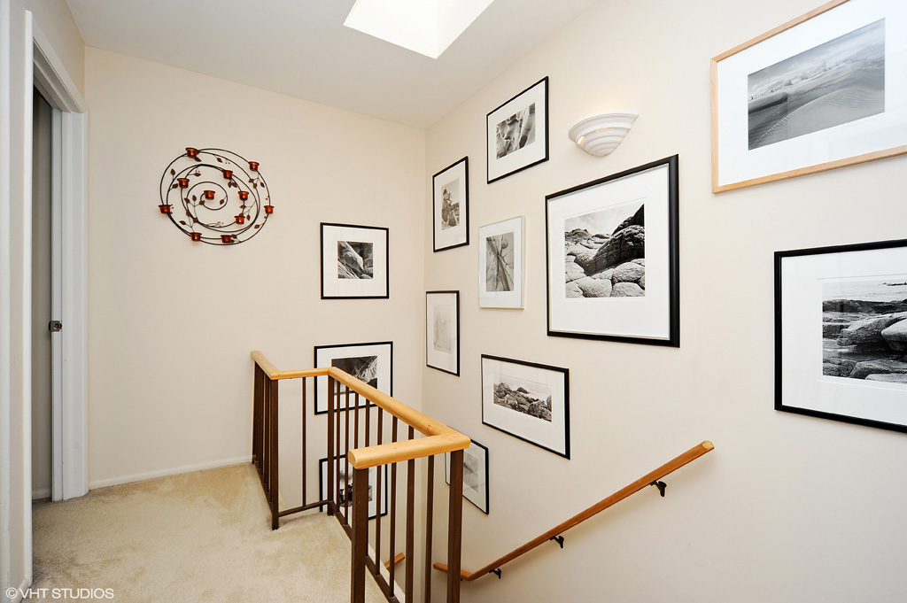 Contact Lou Zucaro at 312.907.4085 or lou.zucaro@bairdwarner.com today to arrange a private showing.