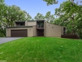 To schedule a private showing, call Lou Zucaro at 312.907.4085 or send an email to lou@modernil.com